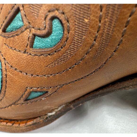 💥Brown and Blue Western Boots - Picture 13 of 13